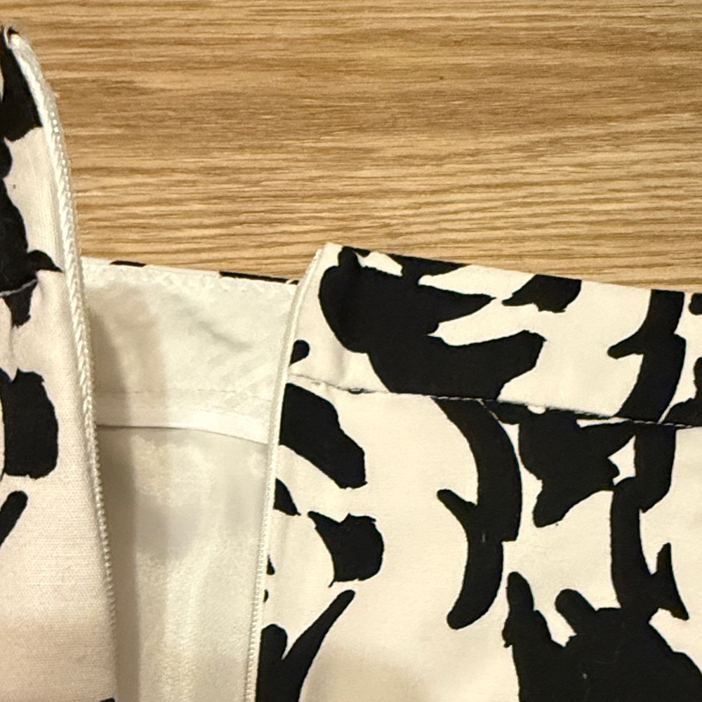 Liz Claiborne Floral Black and White Women's Skirt - Picture 7 of 8